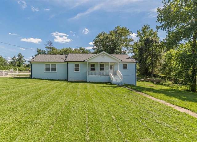 Property at 7242 Westwood Ln, Douglasville, GA 30134, 4 beds, 3 baths
