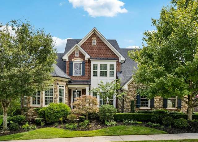 Property at 3939 Dahlwiny Ct, Atlanta, GA 30350, 5 beds, 4.5 baths