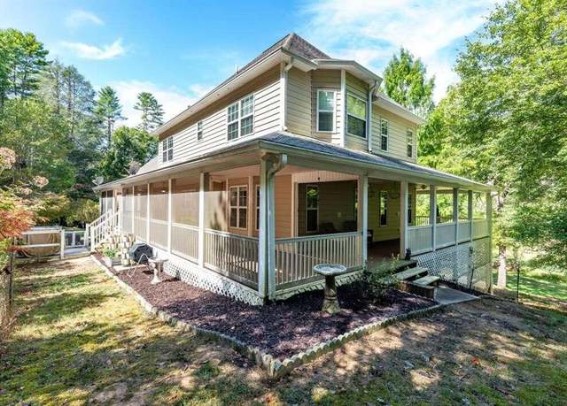 Property at 1016 Mull Rd, Morganton, GA 30560, 6 beds, 4.5 baths