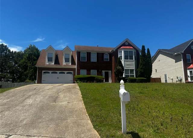 Property at 8529 Glendevon Ct, Riverdale, GA 30274, 4 beds, 2.5 baths