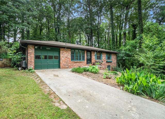 Property at 1094 Seville Dr, Clarkston, GA 30021, 3 beds, 2 baths