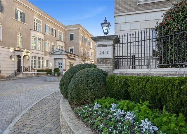 Property at 2440 Peachtree Rd NW #6, Atlanta, GA 30305, 4 beds, 4.5 baths