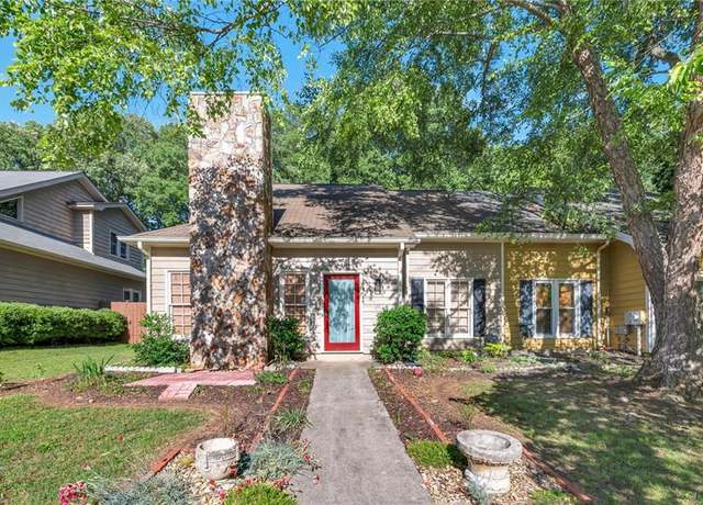Property at 1025 Whitfield Ct, Smyrna, GA 30080, 3 beds, 2 baths
