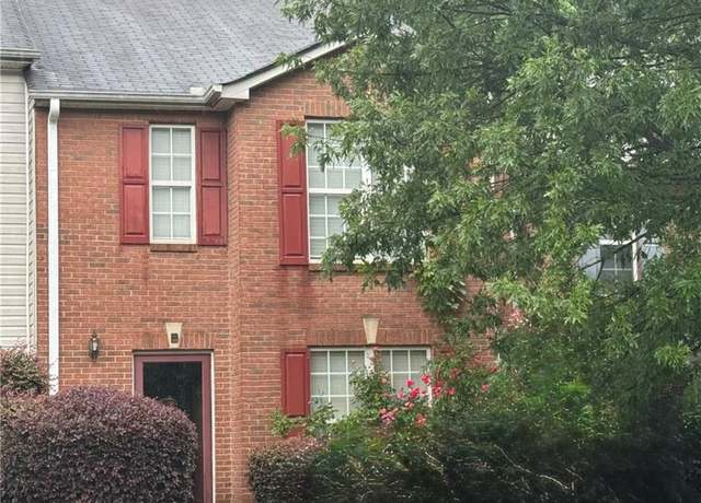 Property at 338 Saratoga Pl, Riverdale, GA 30296, 3 beds, 2.5 baths