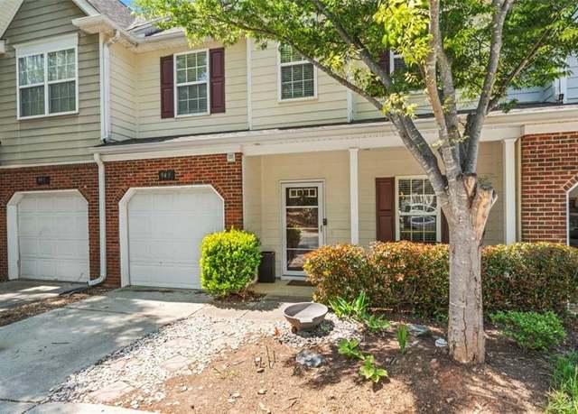 Property at 949 Pike Forest Dr, Lawrenceville, GA 30045, 3 beds, 2.5 baths