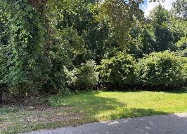 Property at 1022 Piedmont Way, Gainesville, GA 30501