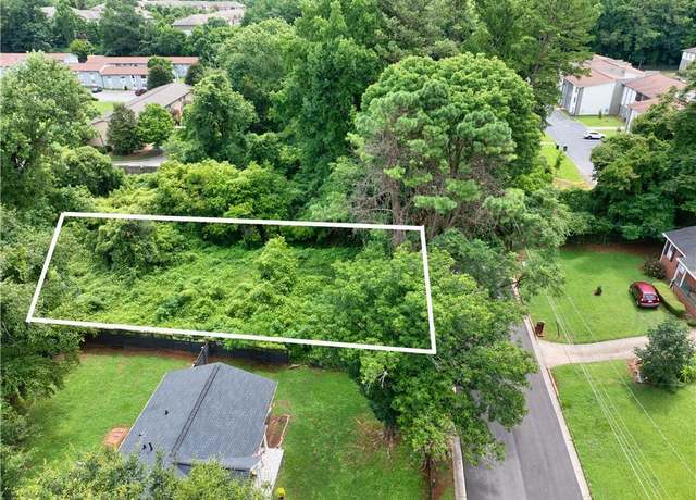 Property at 69 Glenrose Cir SW, Atlanta, GA 30354