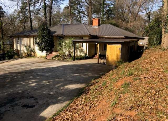 Property at 1625 Linda Dr, Decatur, GA 30032, 5 beds, 2 baths