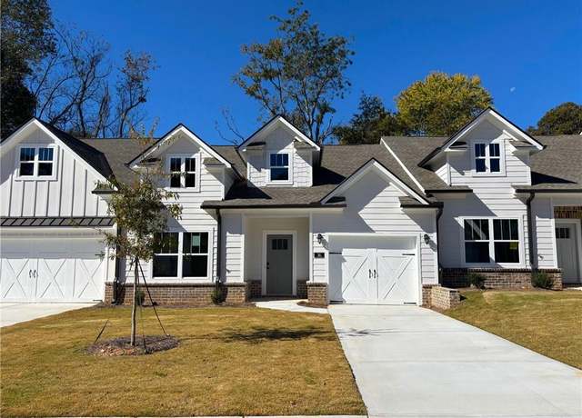 Property at 36 Village Ct #15, Cleveland, GA 30528, 2 beds, 2 baths