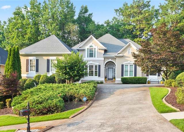 Property at 5059 Winding Hills Lane Ln, Woodstock, GA 30189, 5 beds, 4.5 baths