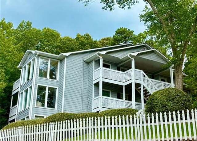 Property at 1304 Natchez Trce, Atlanta, GA 30350, 2 beds, 1 bath