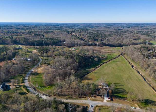 Property at 3721 Mason Creek Rd, Winston, GA 30187, 3 beds, 2.5 baths