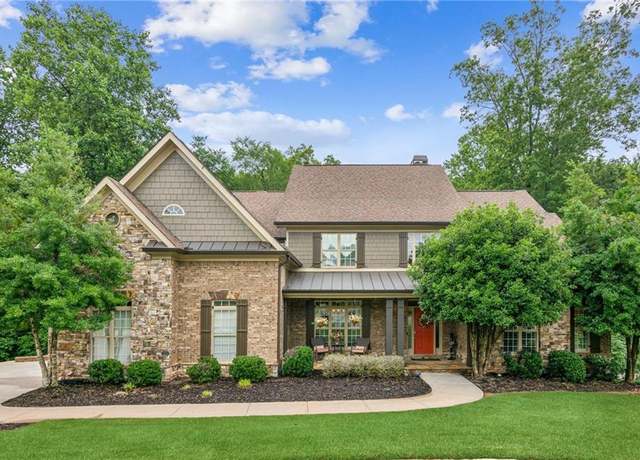 Property at 5717 Meadow View Dr, Jefferson, GA 30549, 4 beds, 4.5 baths