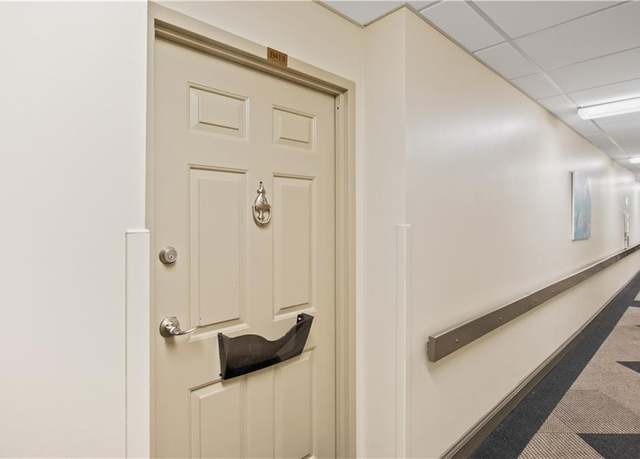 Property at 300 Johnson Ferry Rd NE Unit B413, Atlanta, GA 30328, 2 beds, 2 baths