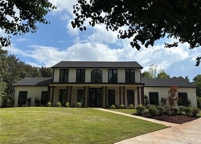 Property at 680 Brookfield Pkwy, Roswell, GA 30075, 5 beds, 4.5 baths