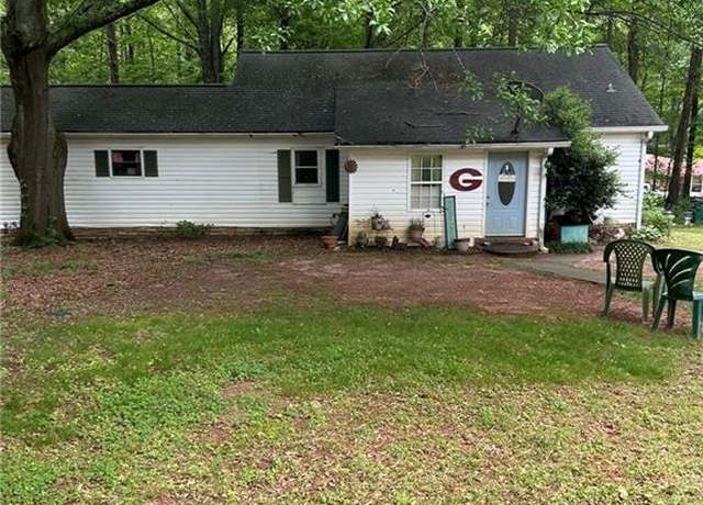 Property at 3425-7 Villa Rica Hwy, Dallas, GA 30157, 3 beds, 2 baths