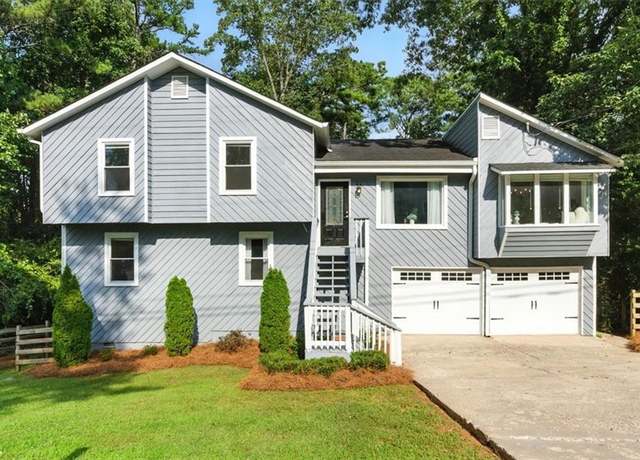 Property at 5100 Ravenwood Dr, Marietta, GA 30066, 4 beds, 3 baths