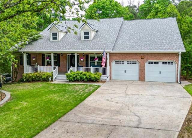 Property at 132 Picketts Creek Dr, Acworth, GA 30101, 5 beds, 3.5 baths