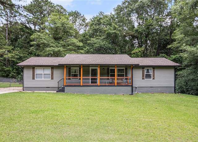 Property at 147 Lincoln St, Hogansville, GA 30230, 3 beds, 2 baths