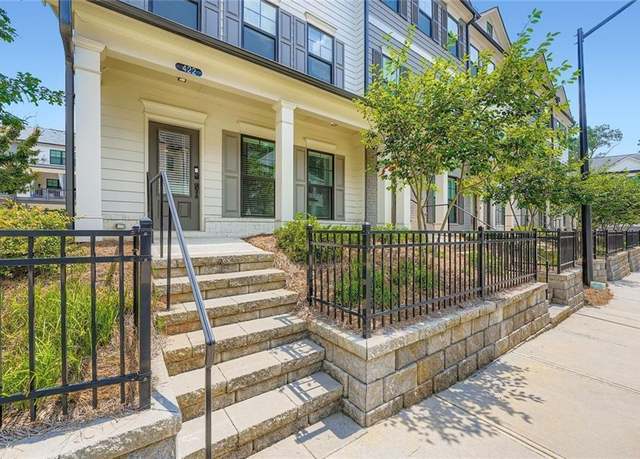 Property at 422 Stovall Pl, Woodstock, GA 30188, 3 beds, 3.5 baths