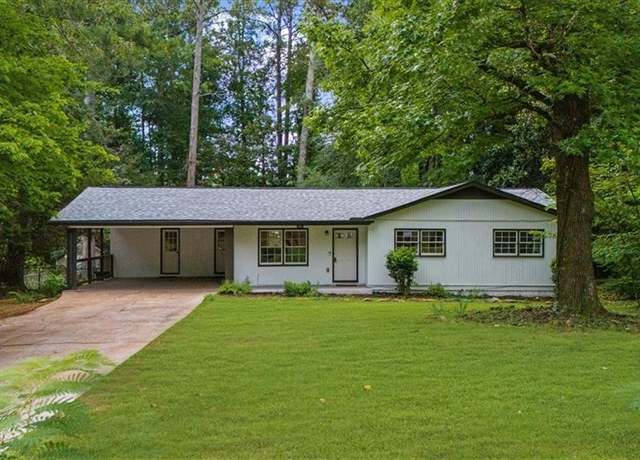 Property at 3022 Hillwood Dr, Lawrenceville, GA 30044, 3 beds, 2 baths