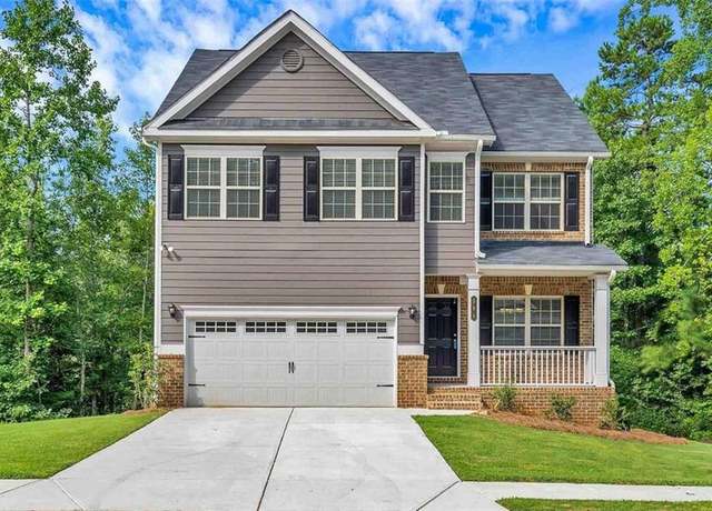 Property at 389 White Trillium Dr, Hoschton, GA 30548, 4 beds, 2.5 baths