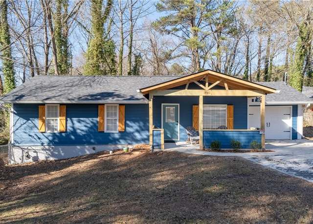 Property at 1981 Lindsey Ln, Decatur, GA 30035, 3 beds, 2 baths