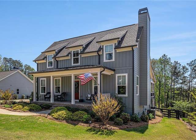 Property at 8715 Bethel Rd, Gainesville, GA 30506, 3 beds, 3.5 baths