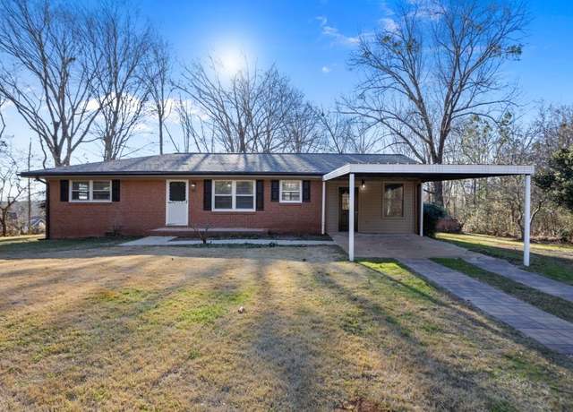Property at 7427 Hollis Rd, Douglasville, GA 30135, 3 beds, 1.5 baths