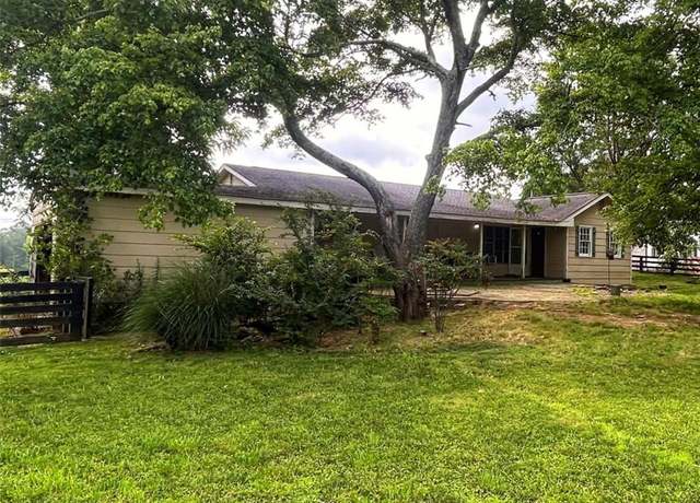 Property at 16685 Hopewell Rd, Milton, GA 30004, 3 beds, 2 baths