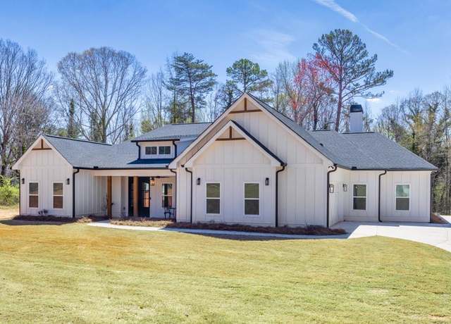 Property at 5220 Old Hickory Pl, Gainesville, GA 30506, 3 beds, 2.5 baths