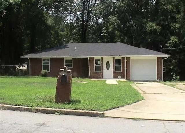 Property at 273 Chicamauga Ave SW, Atlanta, GA 30314, 3 beds, 2 baths
