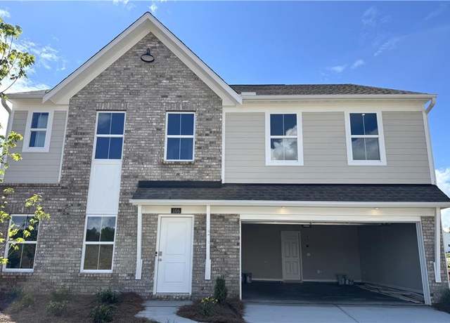 Property at 106 Warrior Ct, Hoschton, GA 30548, 5 beds, 3 baths