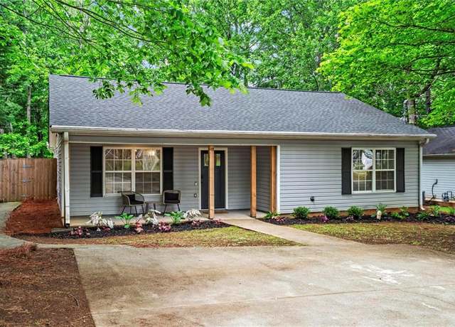 Property at 2565 Bates St SE, Smyrna, GA 30080, 3 beds, 2 baths