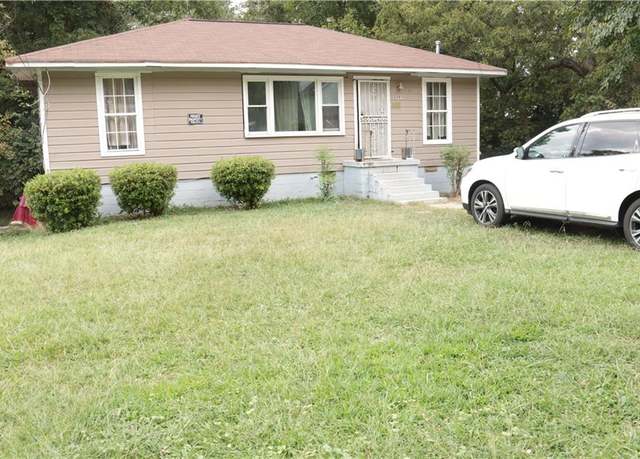 Property at 590 Elmwood Rd NW, Atlanta, GA 30318, 5 beds, 2 baths