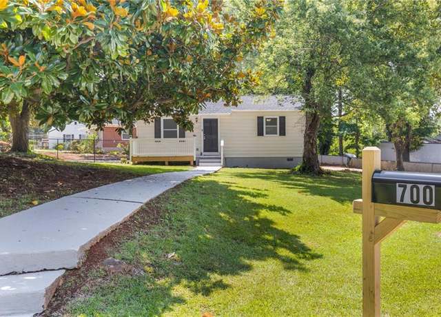 Property at 700 Parkdale Dr, Scottdale, GA 30079, 2 beds, 1 bath