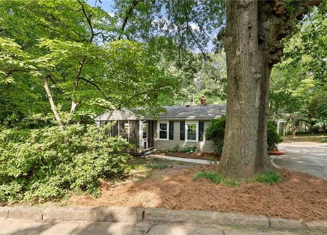 Property at 433 Pine Dr, Pine Lake, GA 30072, 2 beds, 1 bath