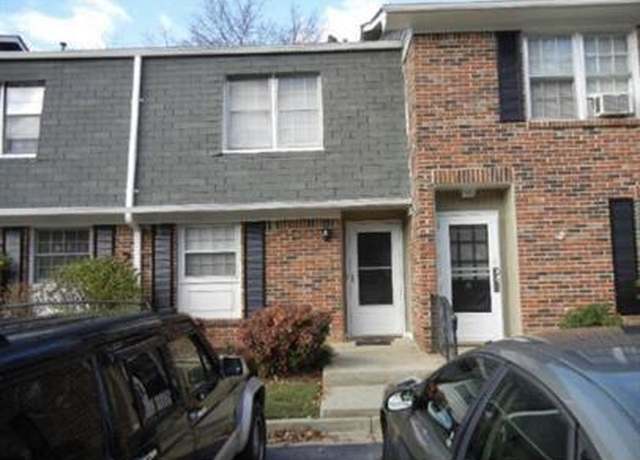 Property at 2040 Kings Gate Cir Unit B, Snellville, GA 30078, 2 beds, 1.5 baths