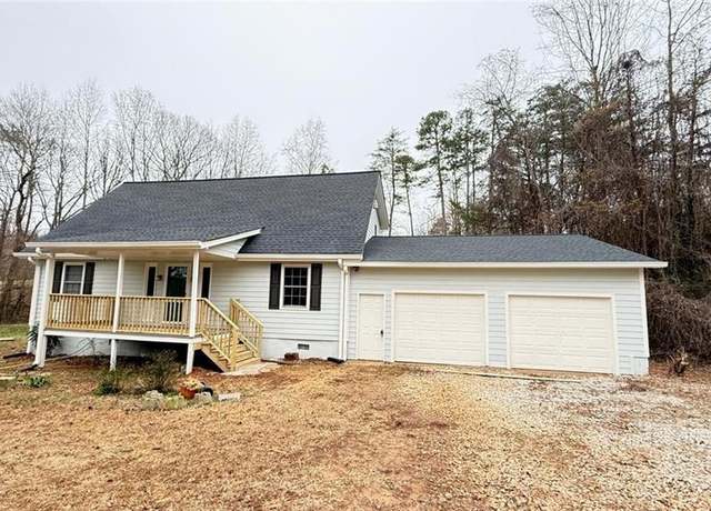 Property at 5050 Hasty Acres Rd, Lula, GA 30554, 3 beds, 2 baths