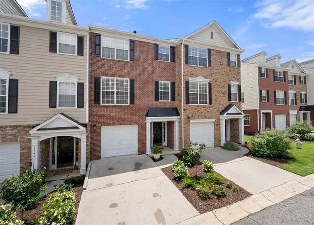 Property at 3542 Chattahoochee Summit Ln SE, Atlanta, GA 30339, 3 beds, 3.5 baths