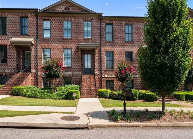 Property at 2046 Heathermere Way, Roswell, GA 30075, 3 beds, 3.5 baths