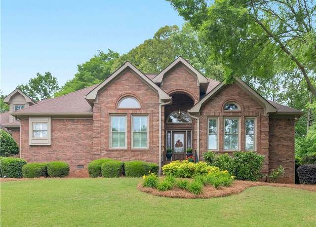 Property at 1466 Lake Forest Ln, Mcdonough, GA 30253, 5 beds, 2.5 baths