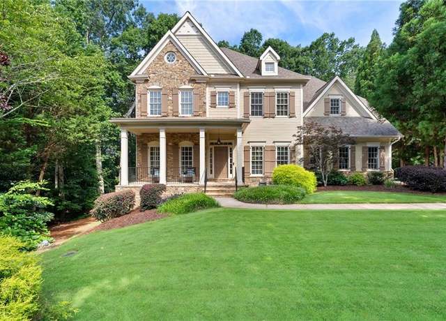 Property at 3920 Thorntree Ct, Cumming, GA 30040, 7 beds, 5 baths