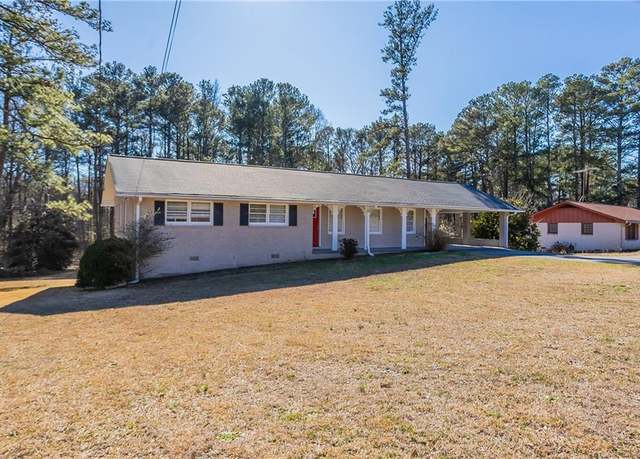 Property at 2424 West Rd, Riverdale, GA 30296, 5 beds, 3 baths