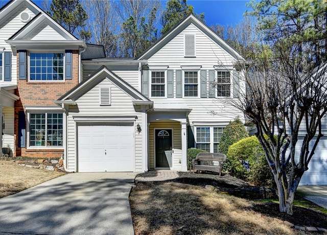Property at 221 Kenninghall Ln SE, Smyrna, GA 30082, 3 beds, 2.5 baths