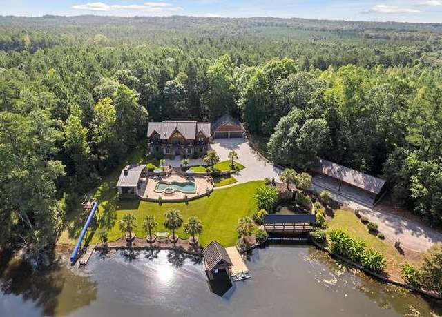 Property at 4095 E Highway 166 Hwy, Carrollton, GA 30116, 5 beds, 4.5 baths