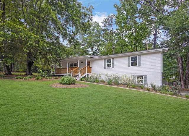 Property at 5666 Fawn Dr, Powder Springs, GA 30127, 5 beds, 2 baths