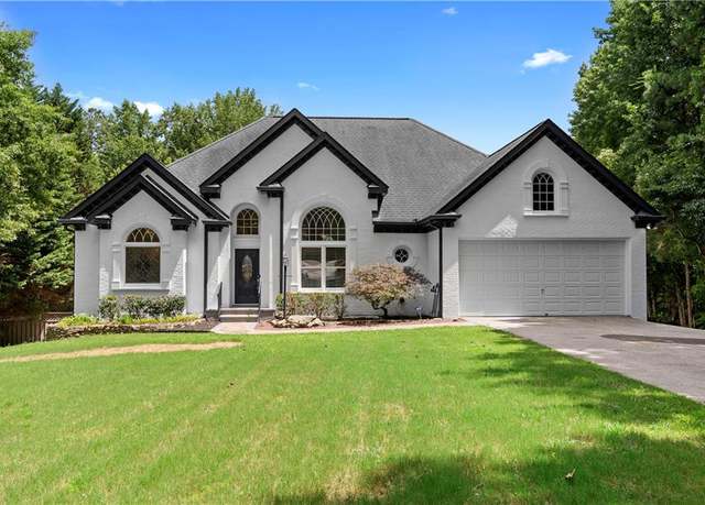 Property at 4054 Brenteresa Ct, Snellville, GA 30039, 5 beds, 4 baths