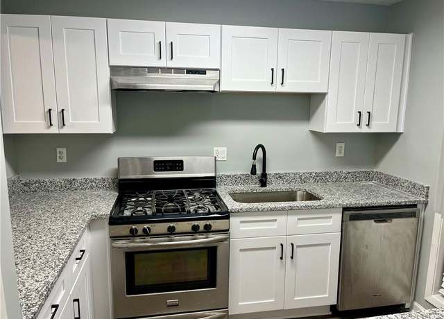 Property at 907 River Run Dr, Atlanta, GA 30350, 1 bed, 1 bath