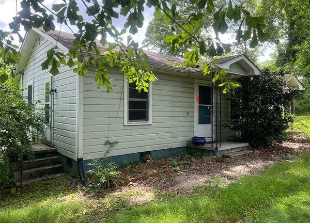 Property at 2096 Boar Tusk Rd NE, Conyers, GA 30012, 2 beds, 1 bath